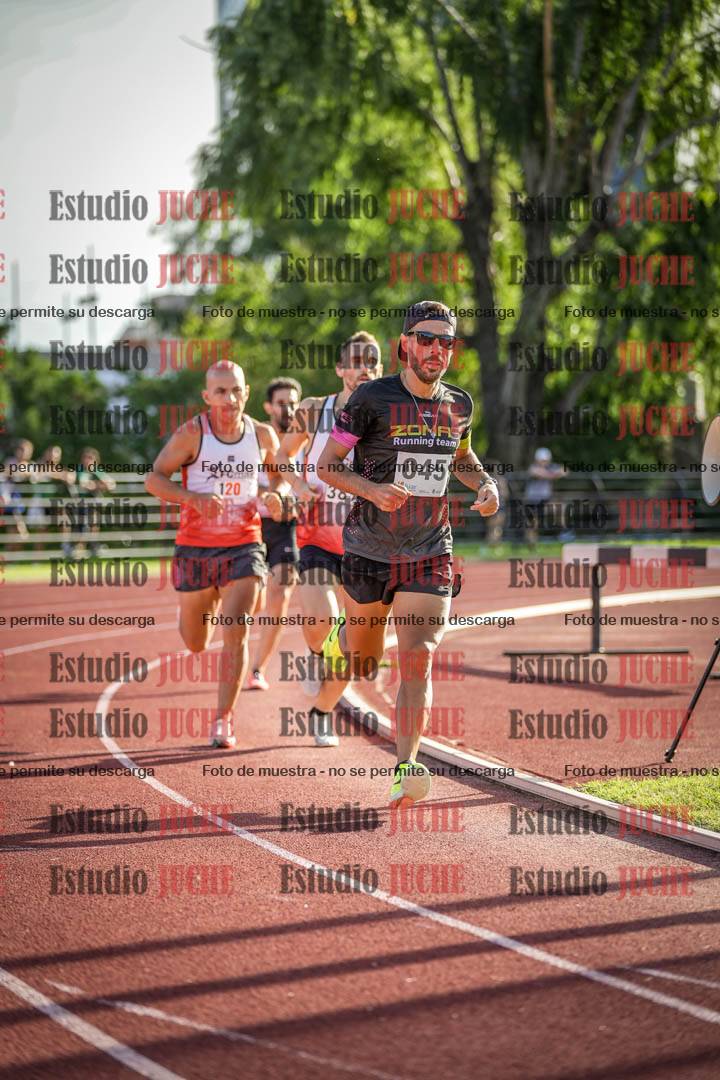 Fotos de los 1500 m llanos de varones