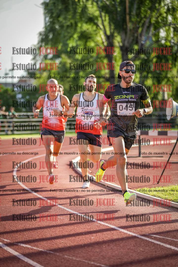 Fotos de los 1500 m llanos de varones