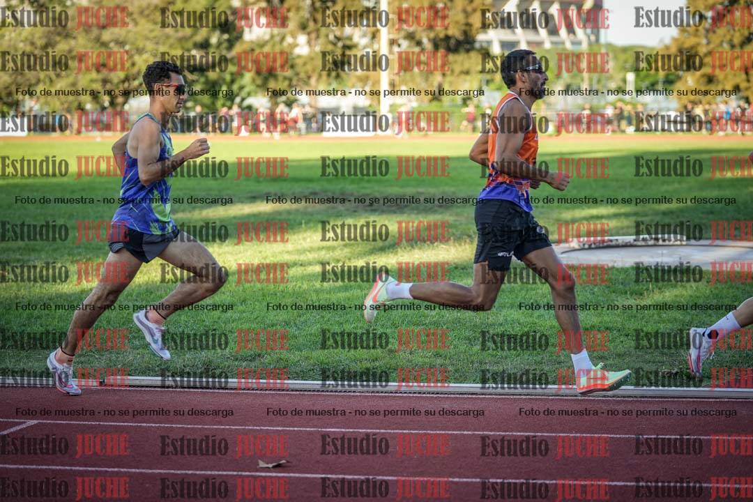 Fotos de los 1500 m llanos de varones