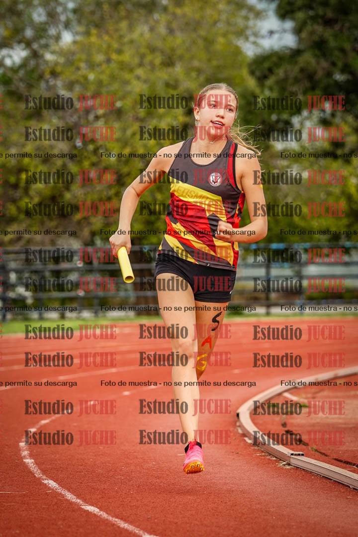 Fotos de los relevos 8x300 m mixtos