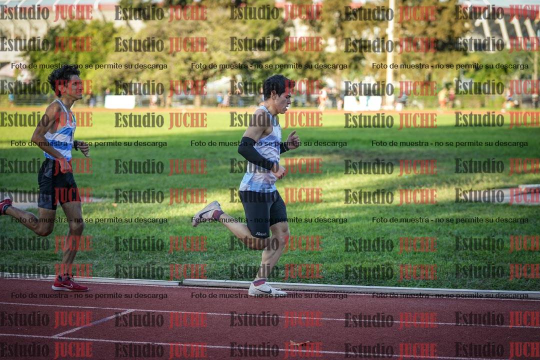 Fotos de los 1500 m llanos de varones