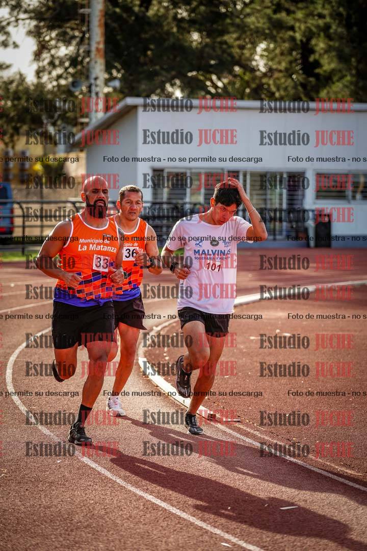 Fotos de los 3000 m llanos de varones