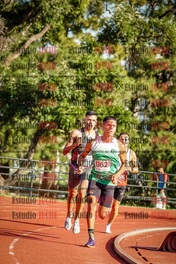 Fotos de los 1500 m llanos de varones