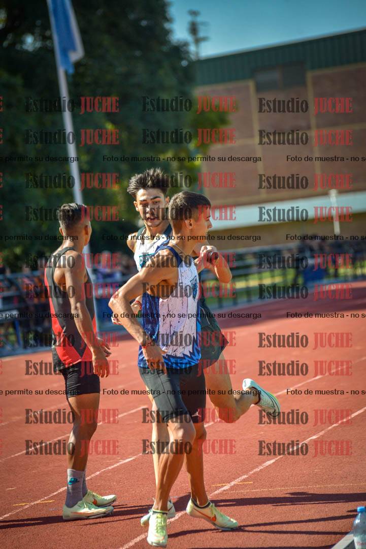 Fotos de las postas 4x400 m llanos de varones