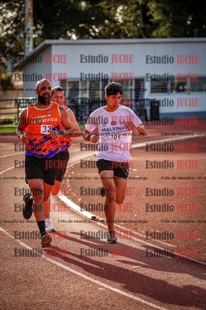 Fotos de los 3000 m llanos de varones
