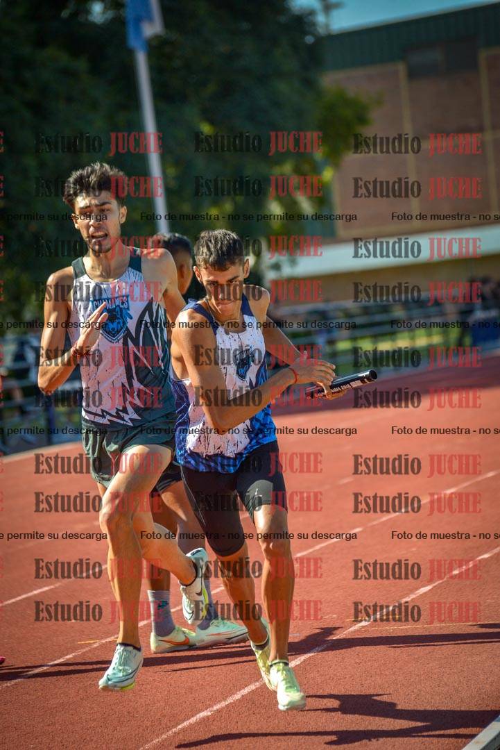 Fotos de las postas 4x400 m llanos de varones