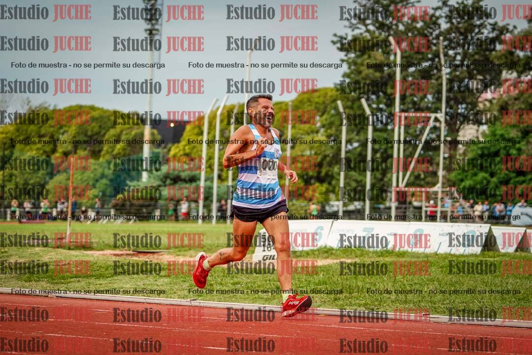 Fotos de los 3000 m llanos de varones