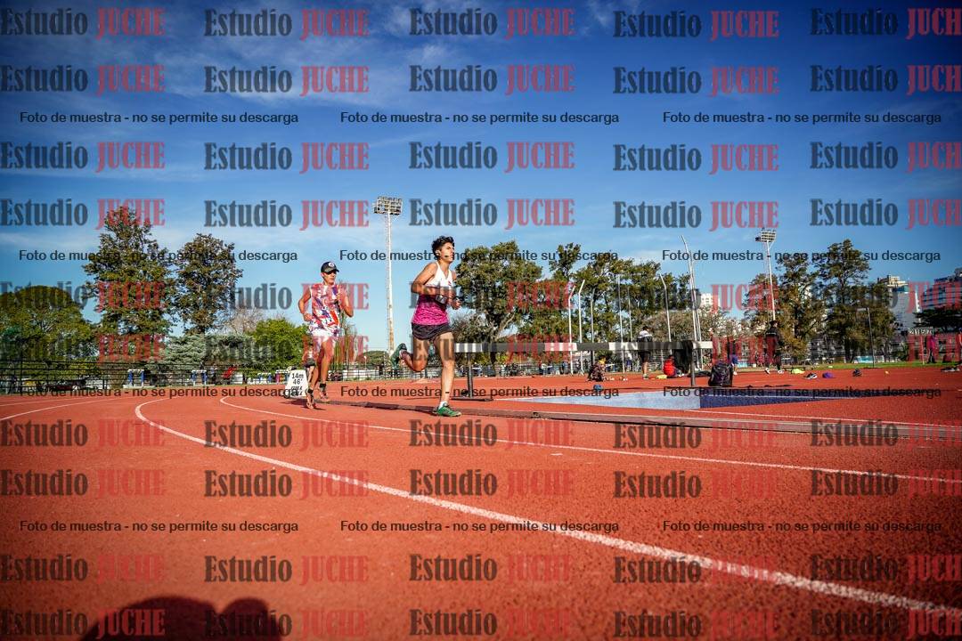 Fotos de los 3000 m llanos de varones