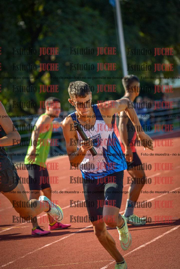 Fotos de las postas 4x400 m llanos de varones