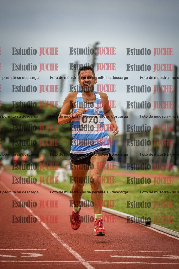 Fotos de los 3000 m llanos de varones