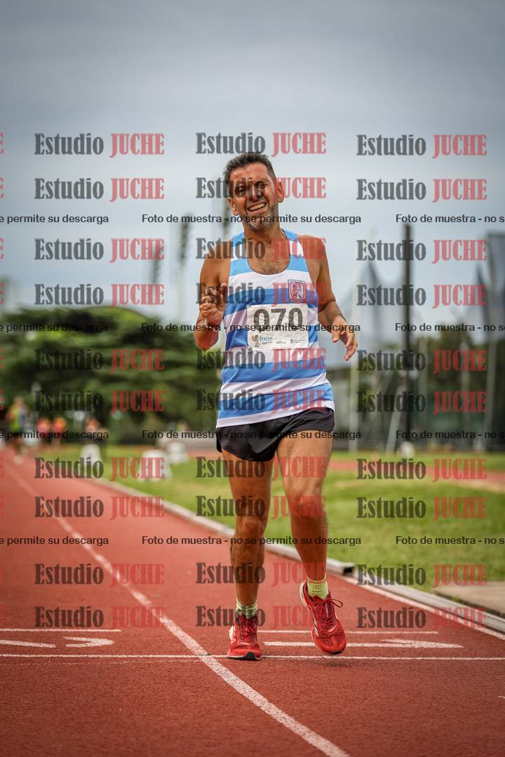 Fotos de los 3000 m llanos de varones
