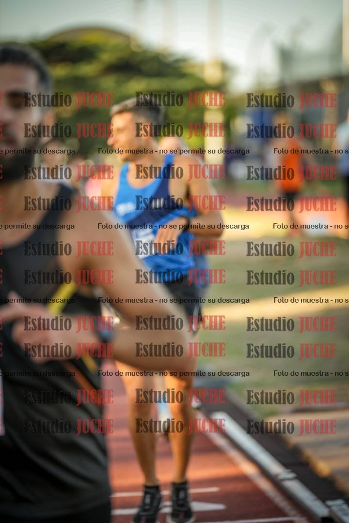 Fotos de los 3000 m llanos de varones