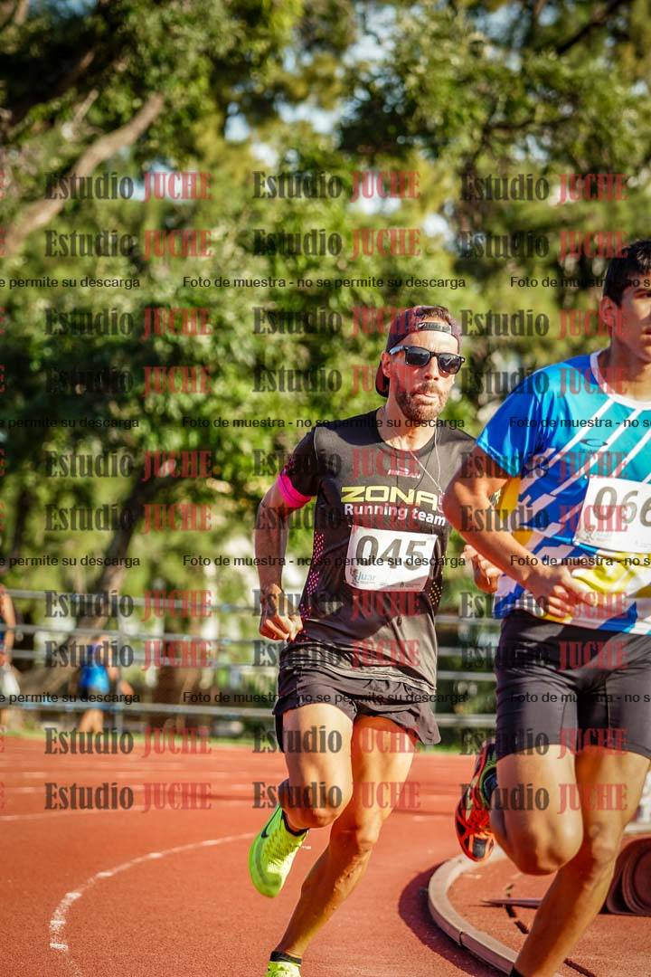 Fotos de los 1500 m llanos de varones