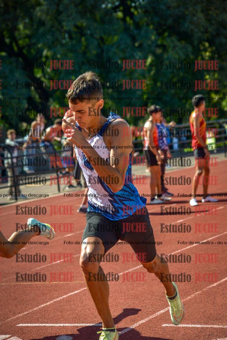 Fotos de las postas 4x400 m llanos de varones