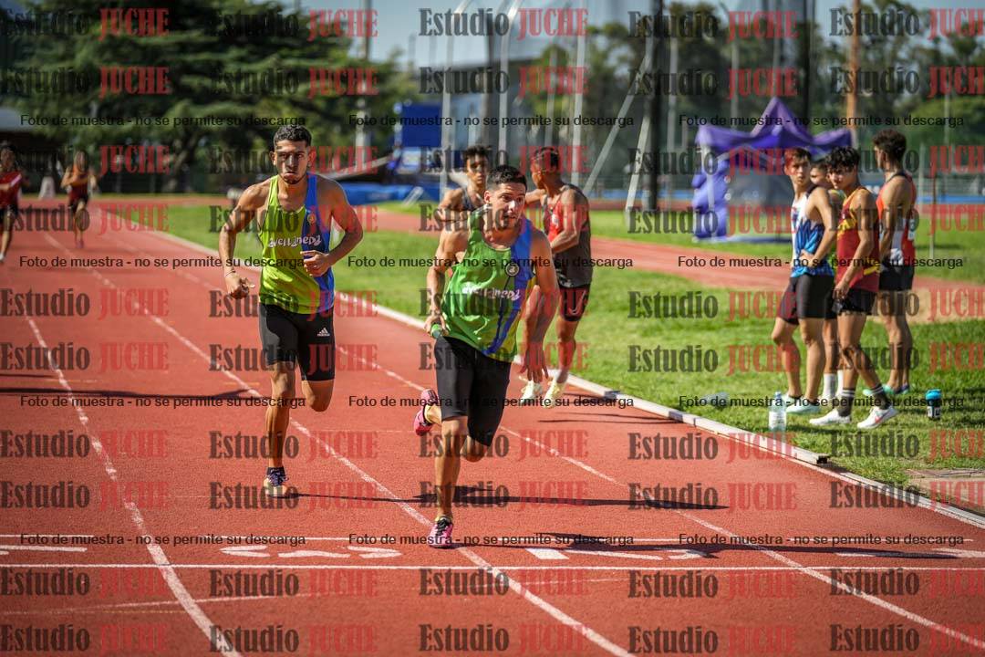 Fotos de las postas 4x400 m llanos de varones