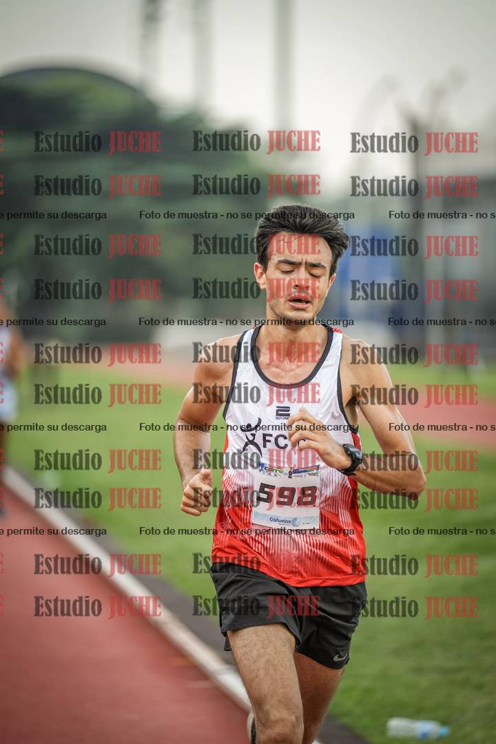 Fotos de los 3000 m llanos de varones