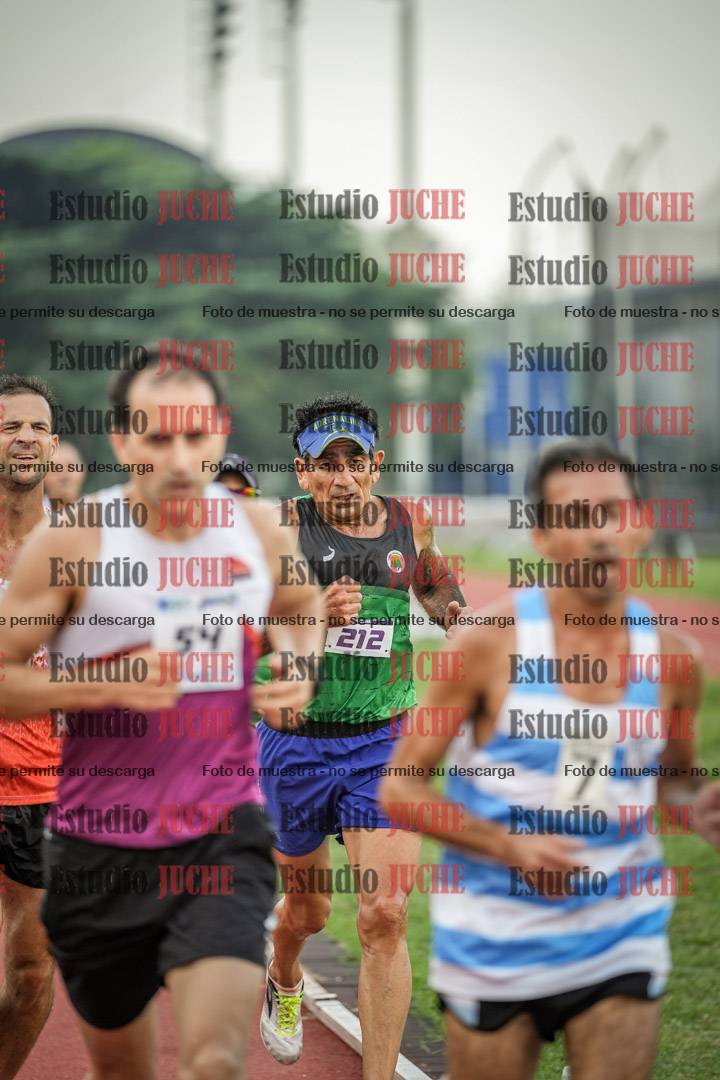 Fotos de los 3000 m llanos de varones