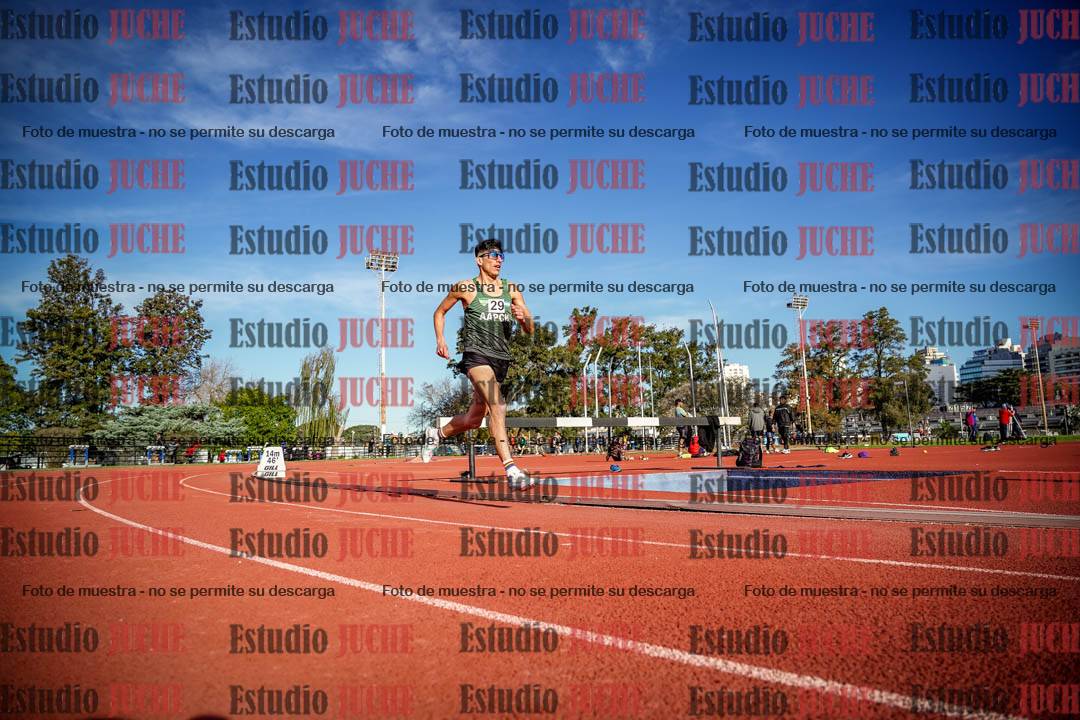 Fotos de los 3000 m llanos de varones