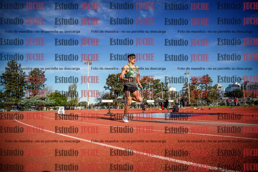 Fotos de los 3000 m llanos de varones