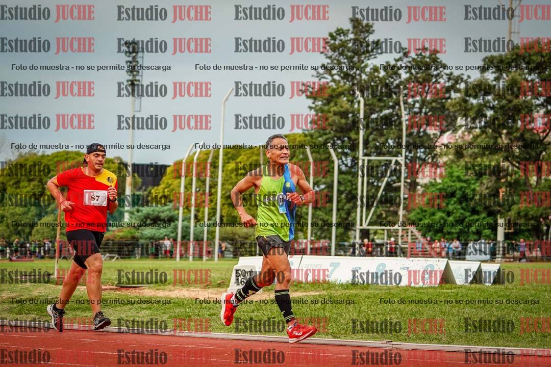 Fotos de los 3000 m llanos de varones
