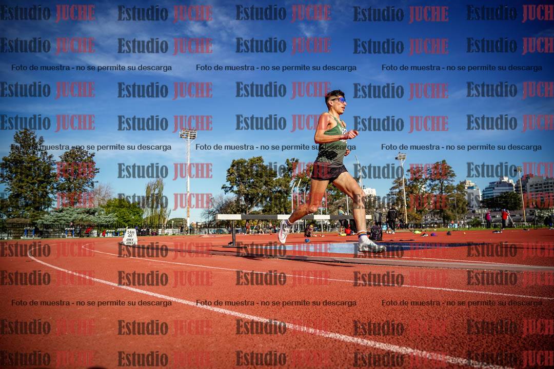 Fotos de los 3000 m llanos de varones