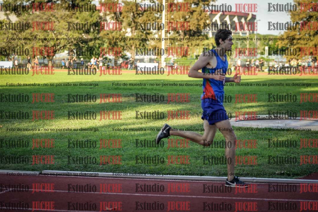 Fotos de los 1500 m llanos de varones