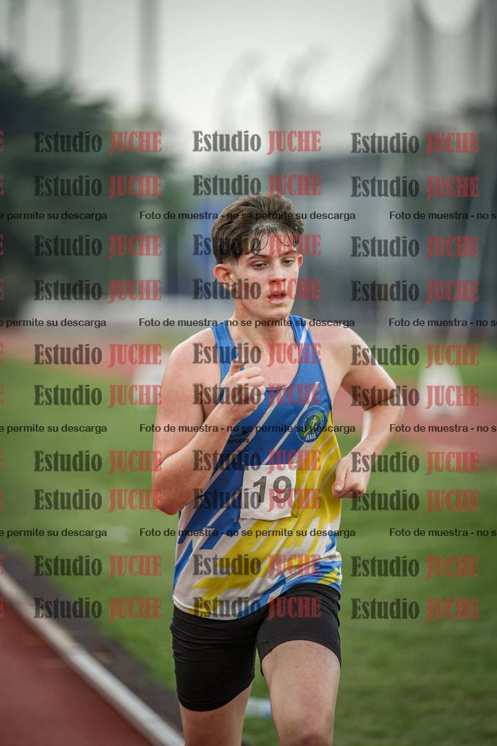 Fotos de los 3000 m llanos de varones