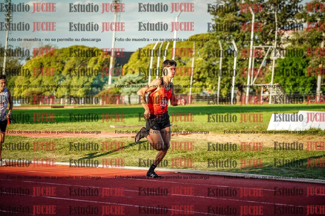 Fotos de los 1500 m llanos de varones