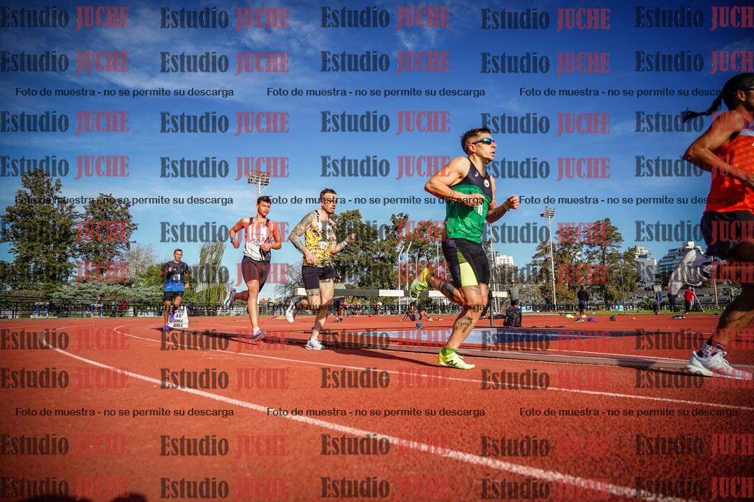 Fotos de los 3000 m llanos de varones