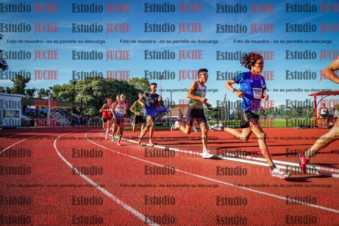 Fotos de los 1500 m llanos de varones