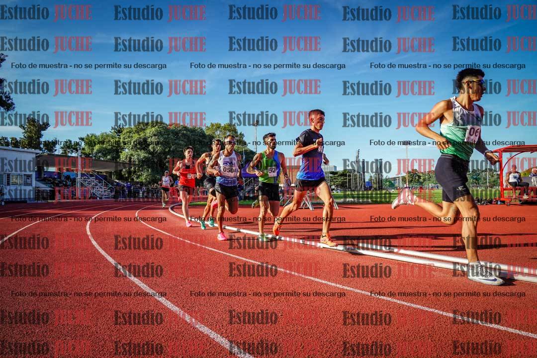 Fotos de los 1500 m llanos de varones
