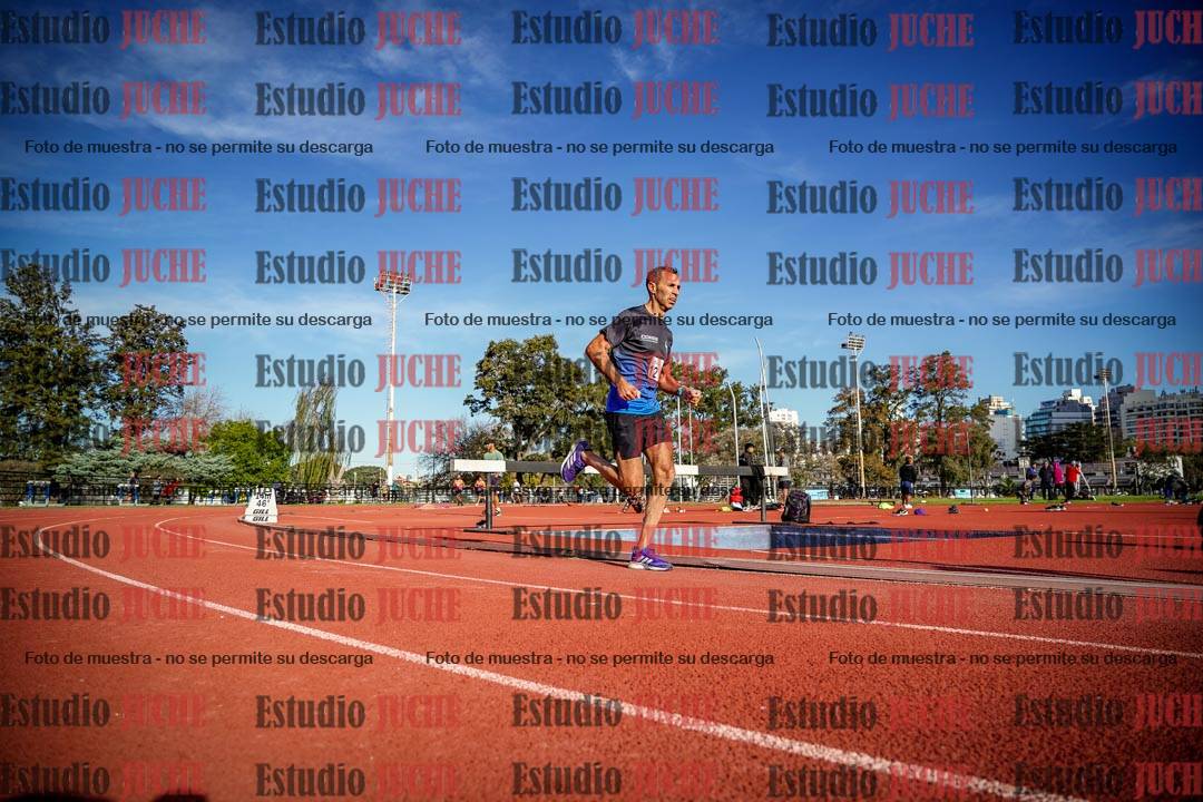 Fotos de los 3000 m llanos de varones