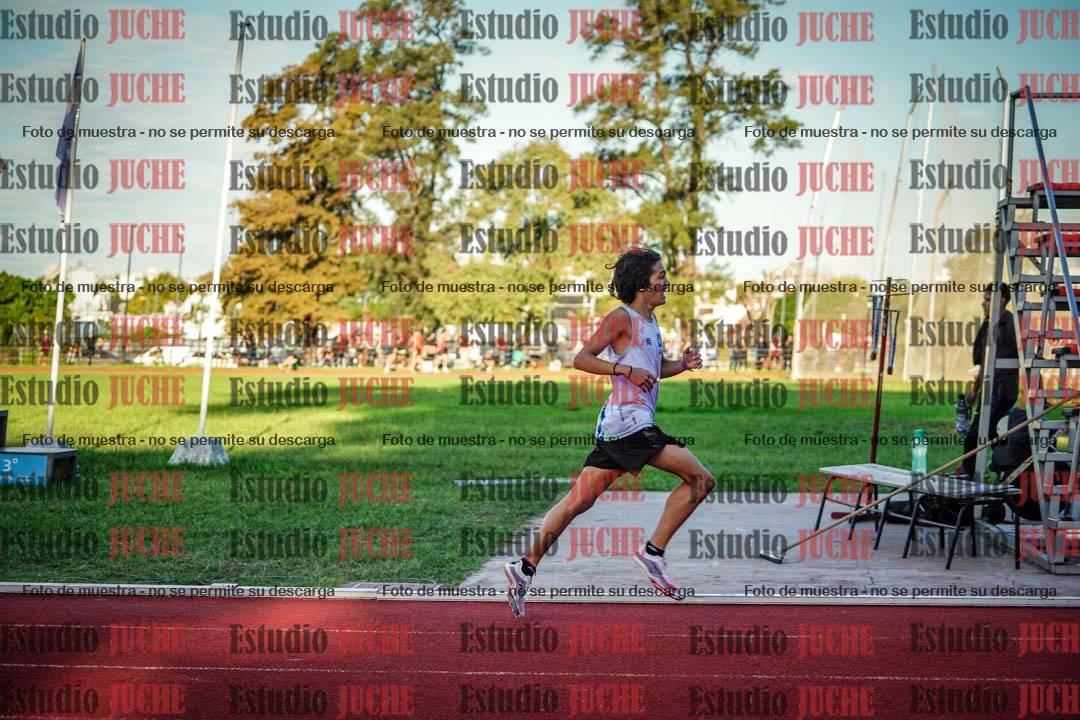 Fotos de los 1500 m llanos de varones
