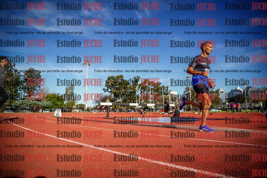 Fotos de los 3000 m llanos de varones