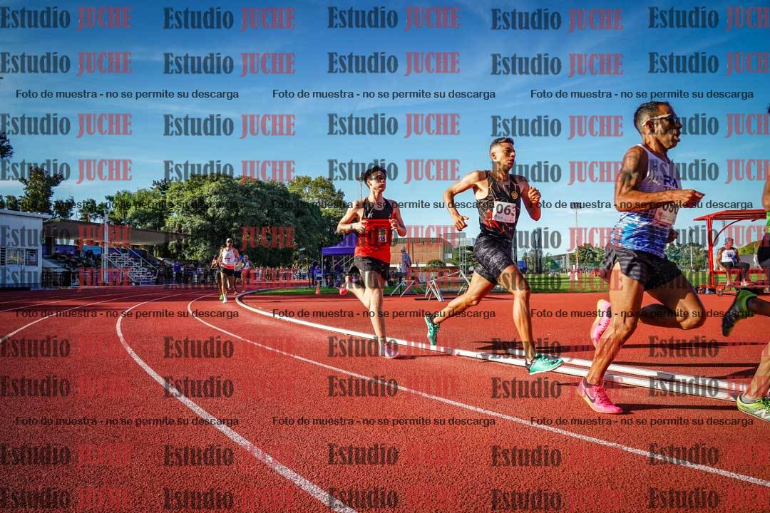 Fotos de los 1500 m llanos de varones