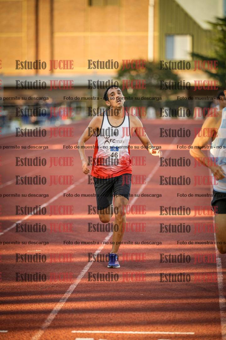 Fotos de los 3000 m llanos de varones