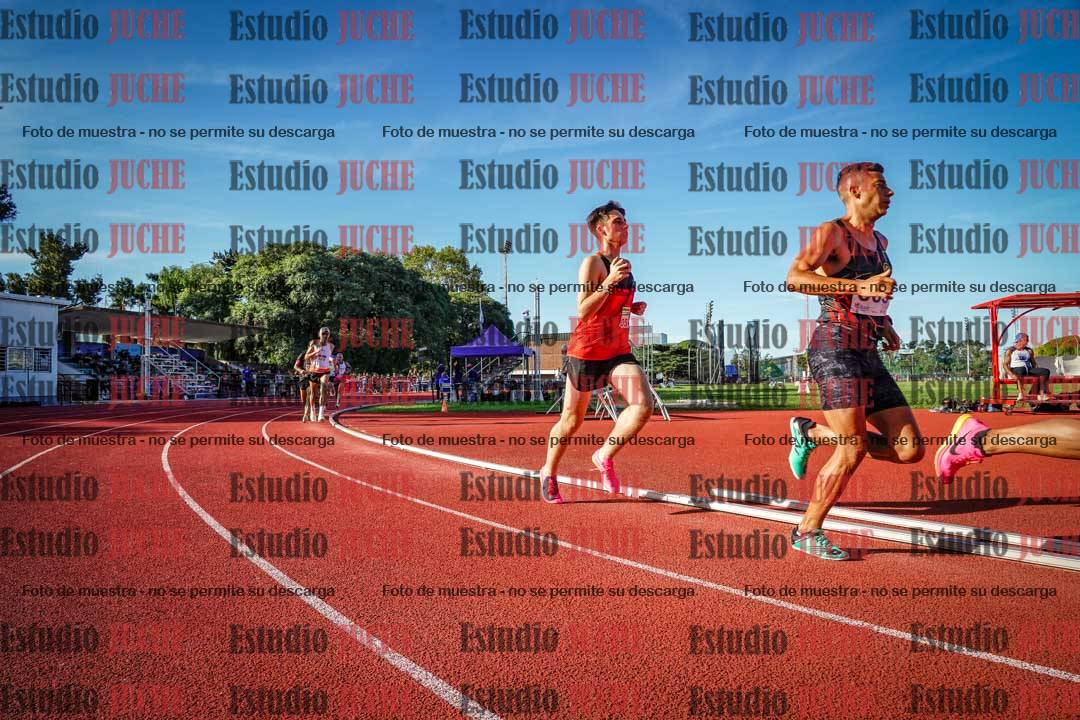 Fotos de los 1500 m llanos de varones