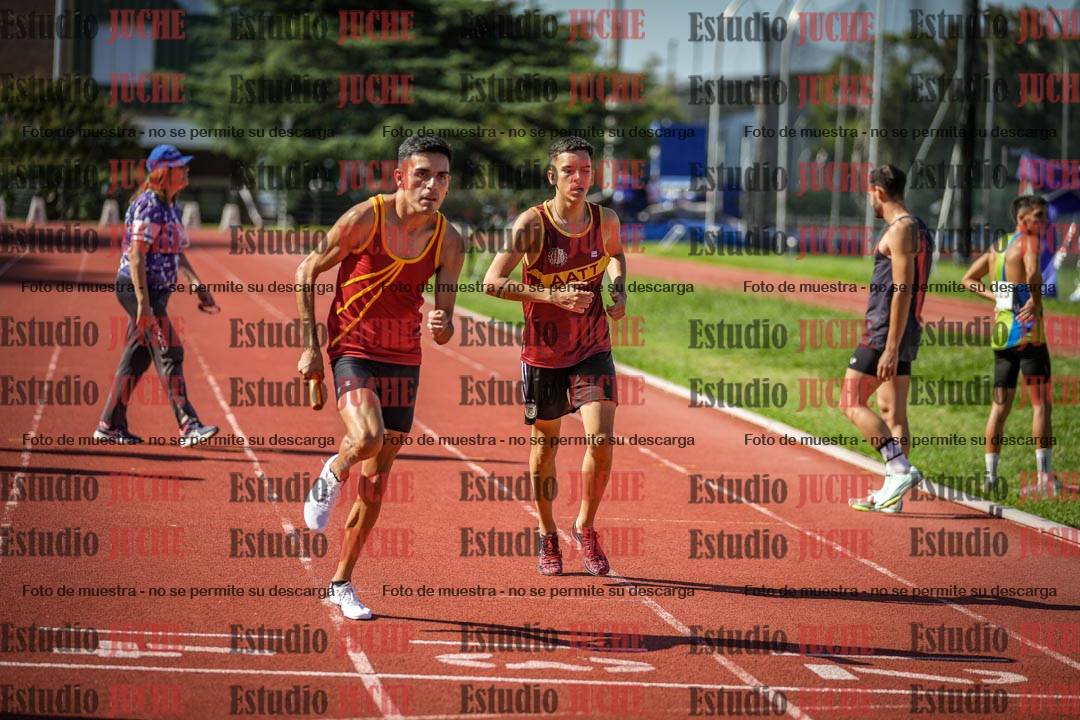 Fotos de las postas 4x400 m llanos de varones