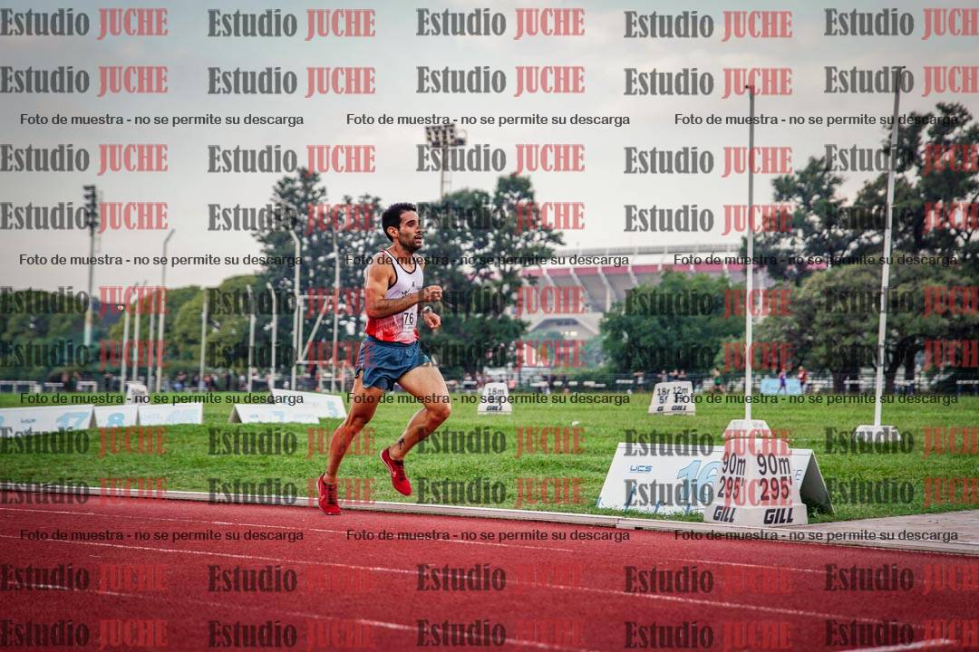 Fotos de los 3000 m llanos de varones