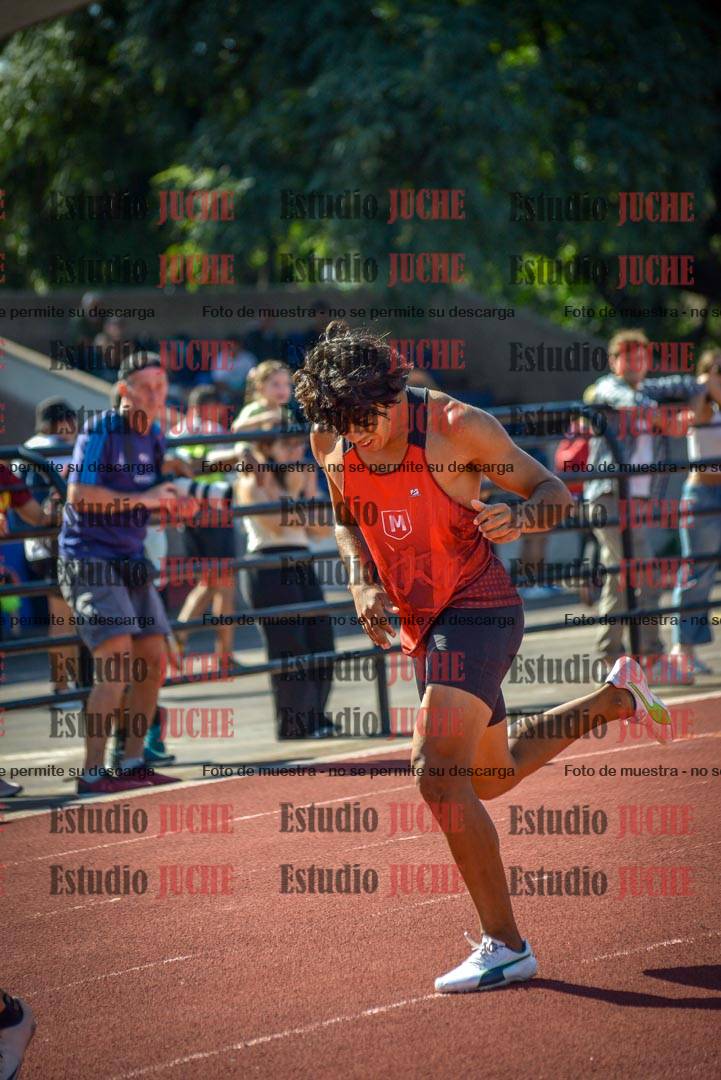 Fotos de las postas 4x400 m llanos de varones