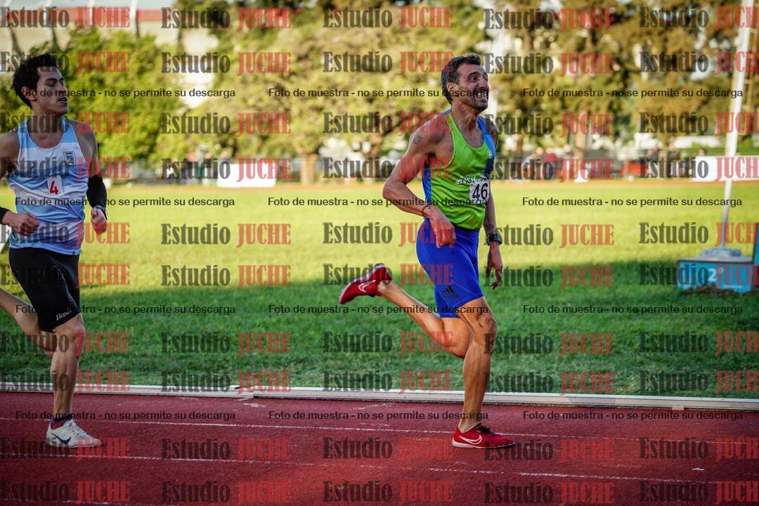 Fotos de los 1500 m llanos de varones