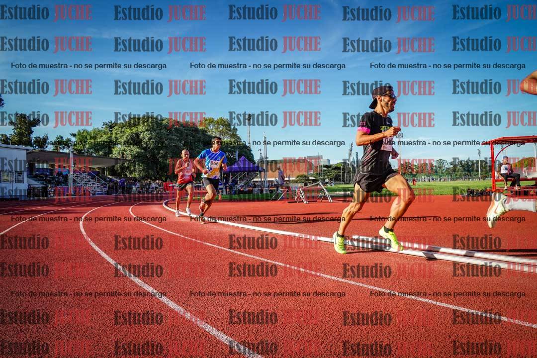 Fotos de los 1500 m llanos de varones