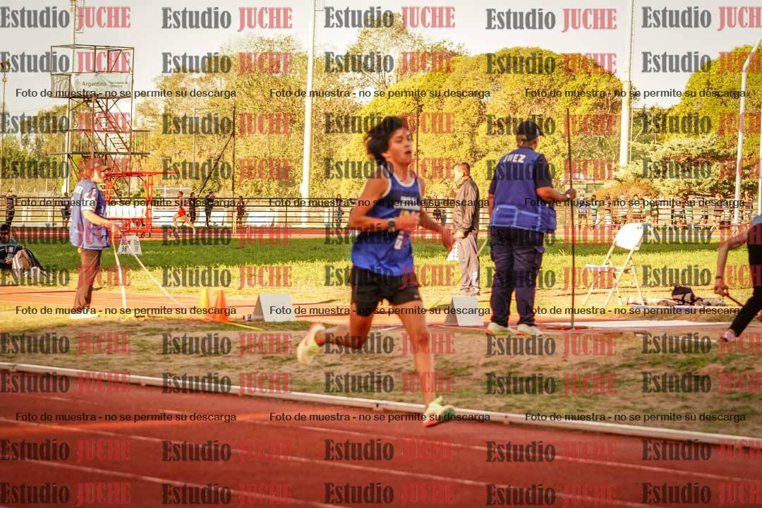 Fotos de los 3000 m llanos de varones