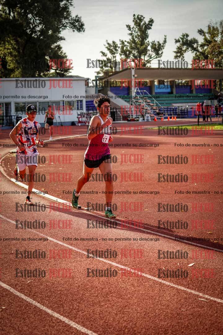 Fotos de los 3000 m llanos de varones