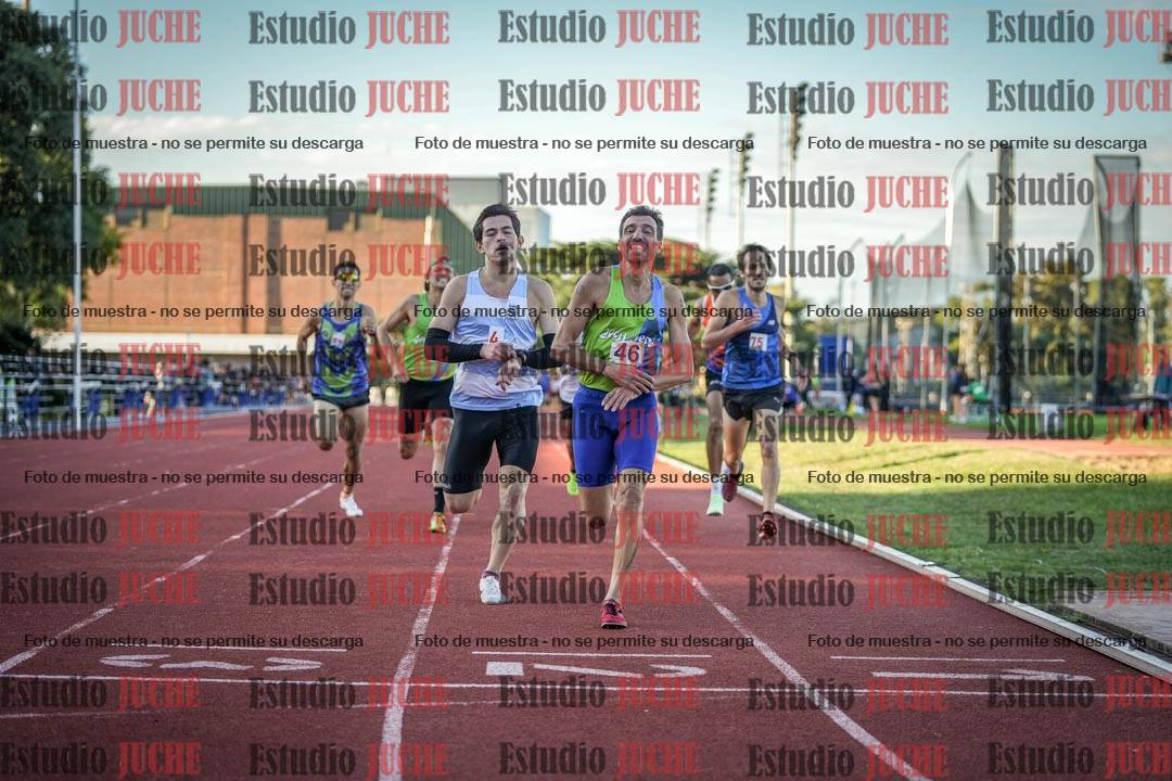 Fotos de los 1500 m llanos de varones