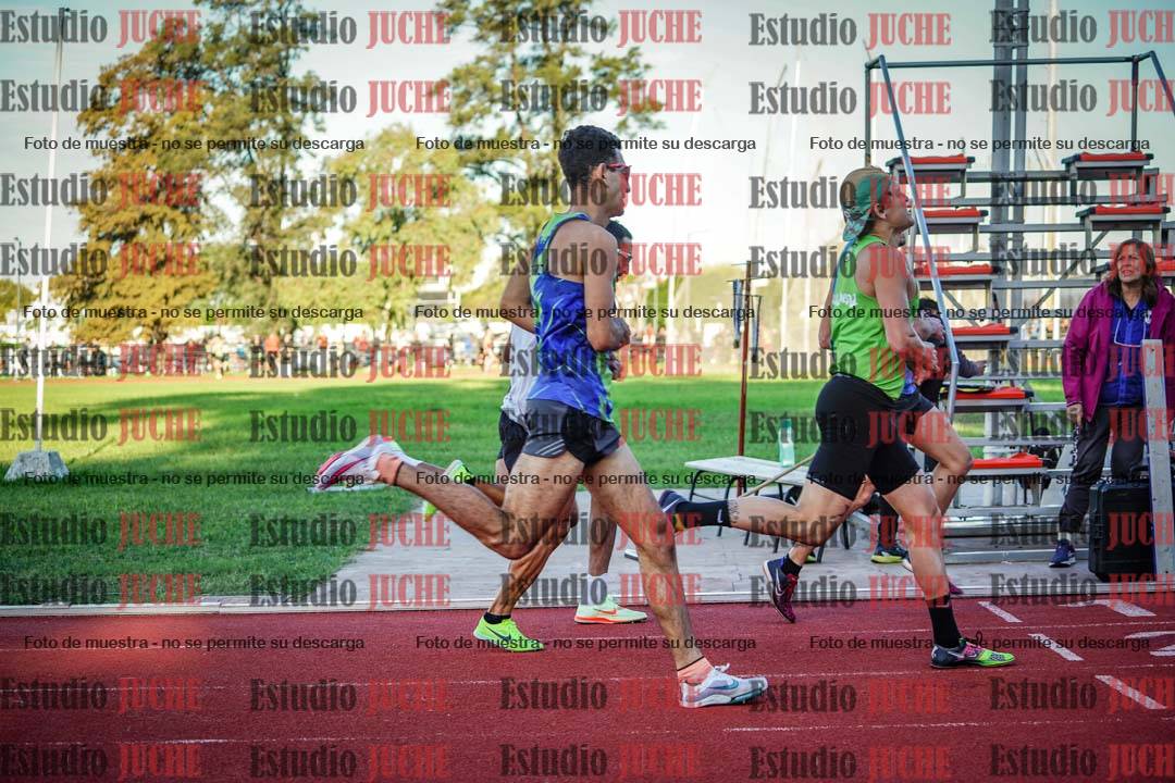 Fotos de los 1500 m llanos de varones