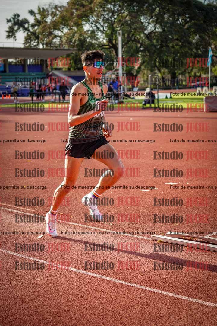 Fotos de los 3000 m llanos de varones