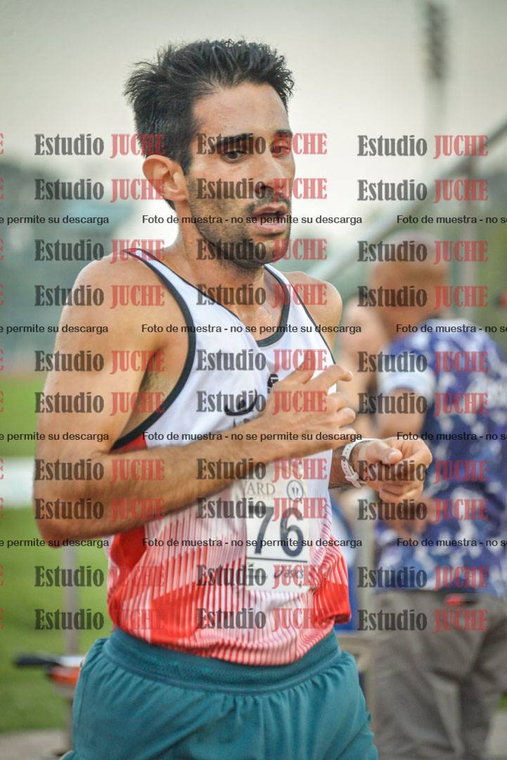 Fotos de los 3000 m llanos de varones