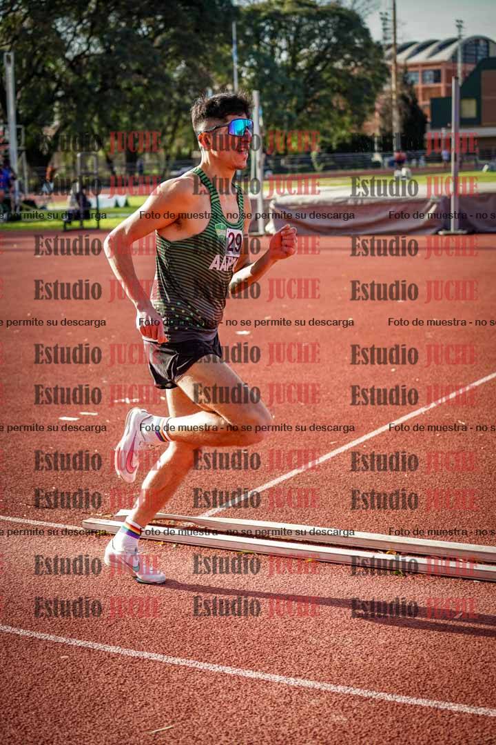 Fotos de los 3000 m llanos de varones