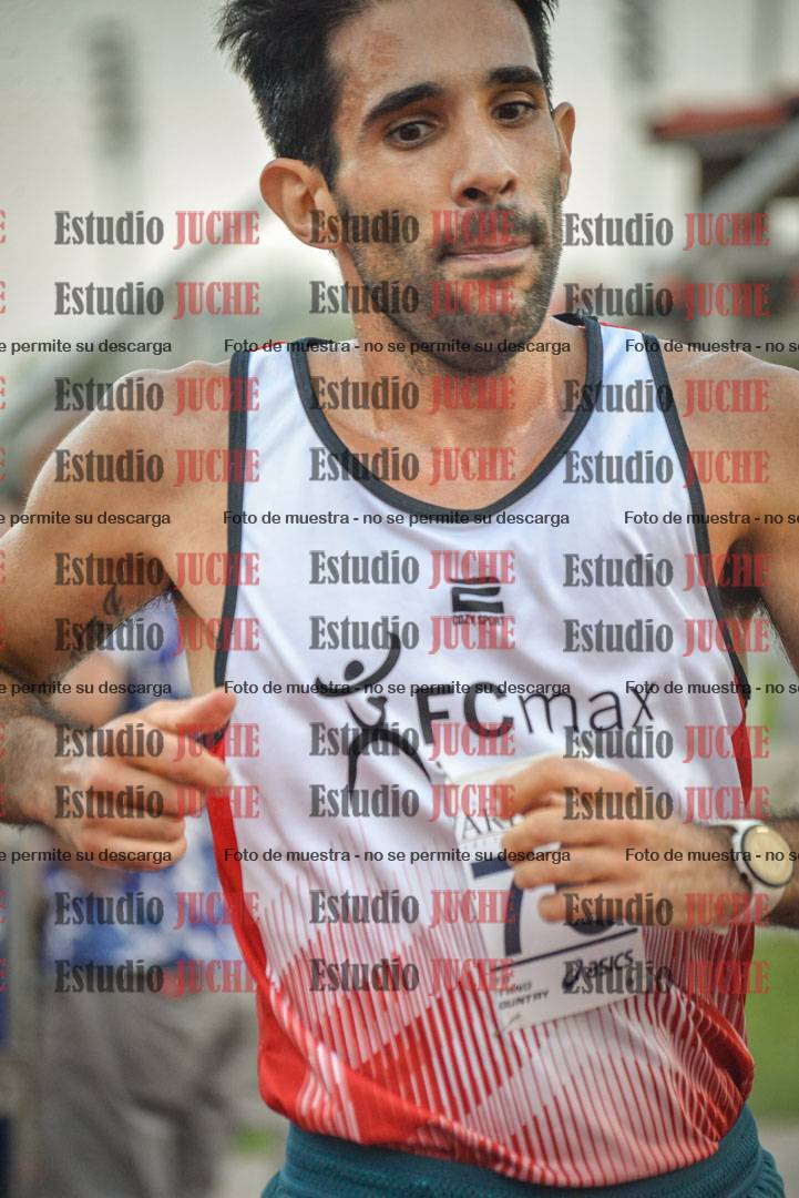 Fotos de los 3000 m llanos de varones